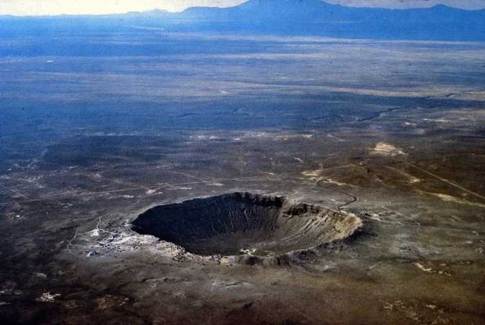 四川盆地到底是火山口，还是陨石坑？专家：它的经历非常复杂