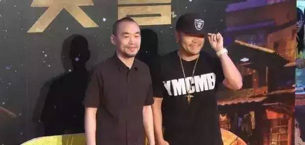 他是周杰伦力挺的金曲奖歌王，却在事业的巅峰期突然消失